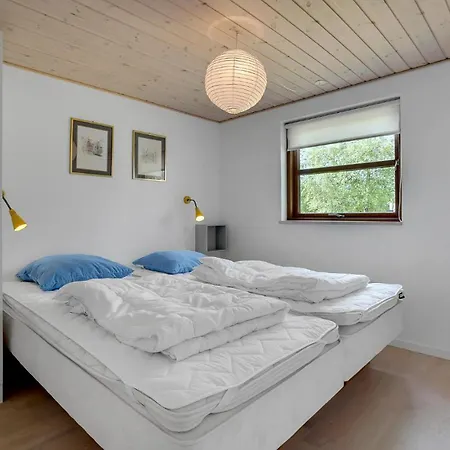 בית נופש Three-bedroom In Albak *