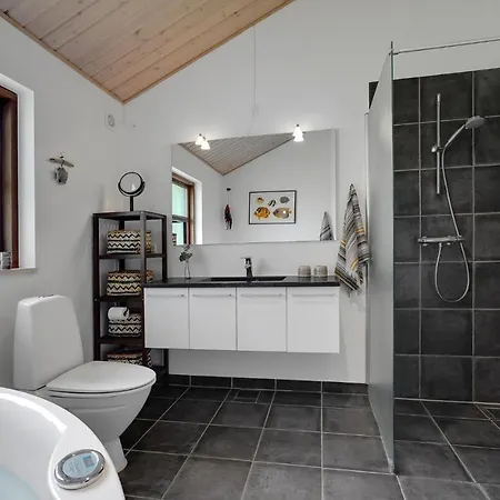 Holiday home 3 Bedroom Amazing In Aalbaek