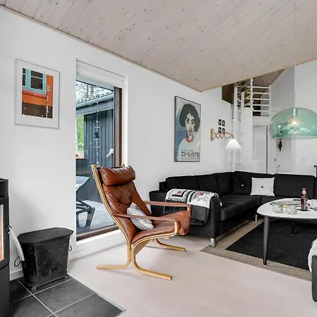 Three-bedroom In Albak * Ålbæk