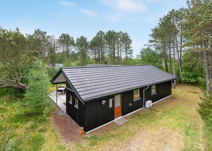 Three-bedroom In Albak Ferienhaus Ålbæk